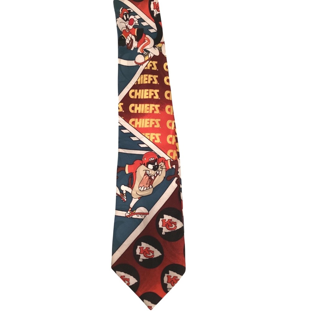 Kansas City Chiefs NFL Silk Tie Looney Tunes Vintage RARE Warner Brothers